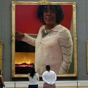 Meet your Posher, Carla